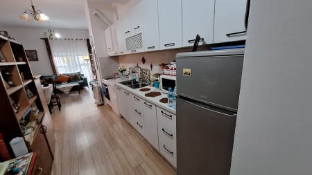 Tek Kompleksi Mangalem 21, Shitet Apartament 2+1 Ideal Per Banim !!!