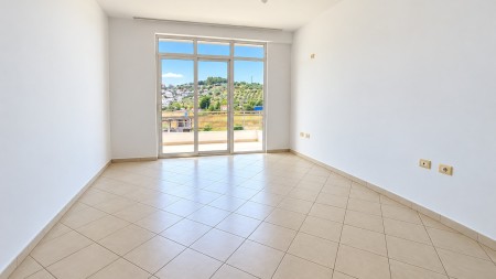 Ne Astir, Shitet Apartament 2+1 Me Planimetri Perfekte !!!