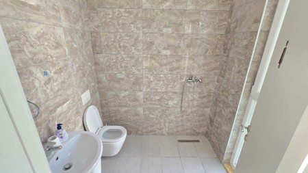 Tek Corner Residence, Jepet Me Qira Apartament 3+1, Me Planimetri Dhe Vendndodhje Perfekte!