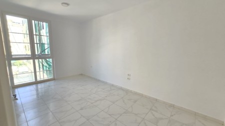 Tek Corner Residence, Jepet Me Qira Apartament 3+1, Me Planimetri Dhe Vendndodhje Perfekte!