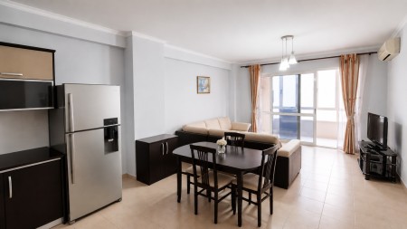 Ne Astir, Shitet Apartament 2+1, Me Hapesira Te Bollshme !!!