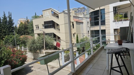 Tek Rruga E Elbasanit, Jepet Me Qira Apartament 2+1, Totalisht I Mobiluar!!!