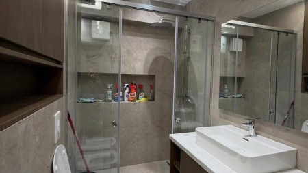 Ne Myslym Shyr, Jepet Me Qira Apartament 1+1, Me Lokacion Perfekt!!!