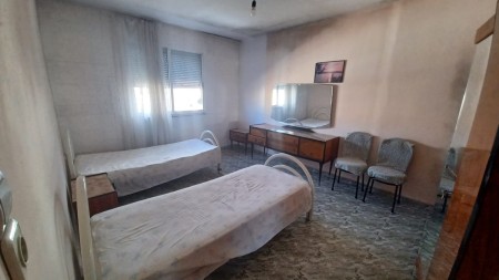 Ne Porcelan, Shitet Apartament 2+1 Ideal Per Banim!!!