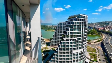Tek Liqeni Tiranes, Lake View Residence ,Shitet Apartament 2+1, Me Super Pamje Dhe Orientim Perfekt!