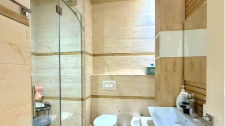 Tek Rruga E Kosovareve, Shitet Super Apartament 2+1+2, Totalisht I Investuar !