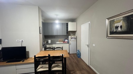 Ne Misto Mame, Shitet Apartament 1+1, Totalisht I Investuar!!