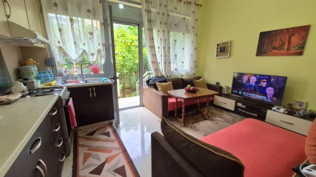 Ne Zonen Me Te Mire Te Freskut, Shitet Super Prone E Ndare Ne Apartament 2+1 Dhe 1+1 !!!!