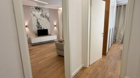 Prane 21-Dhjetorit, Shitet Apartament 1+1, Totalisht I Investuar!!