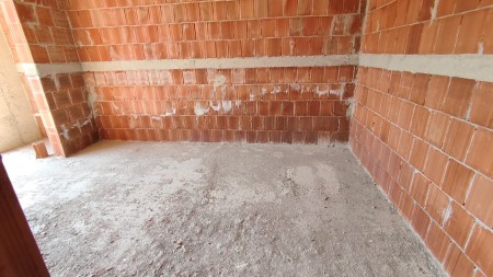 Tek Fusha E Aviacionit, Kompleksi Mivita, Shitet Apartament 2+1 Me Planimteri Te Rregullt!!