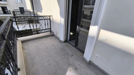 Okazion, Tek Tirana Porta e Re, Shitet Apartament 2+1+2 Me Planimetri Te Rregullt !!!