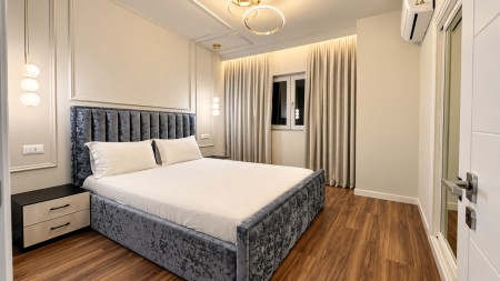 Tek Komuna E Parisit, Shitet Super Apartament 1+1, Mundesi Ideale Investimi !!