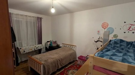 Prane Ish Parkut, Shitet Apartament 2+1, Ideal Per Banim !!!