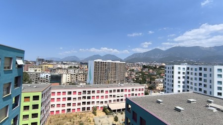 Ne Ali Dem, Tek Kompleksi Mangalem 21, Shitet Apartament 2+1 Me Hapesira Te Bollshme !!!