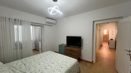 Tek Myslym Shyri, Jepet Me Qira Apartament 2+1 I Sapo Investuar!!!