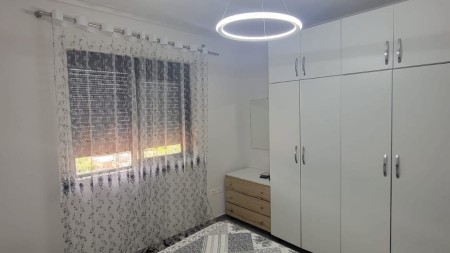 Ne Allias, Jepet Me Qira Apartament 1+1, Gati Per Banim !!!
