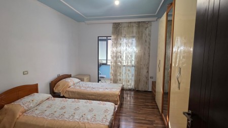 Tek Kodra e Diellit, Shitet Super Apartament 2+1, Me Location Perfekt !!