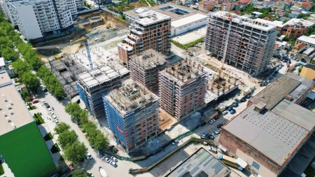 Okazion Kleringu !! Tek Rezidenca Ajka, Shitet Apartament 2+1+2, Me Hapesira Te Rregullta !!