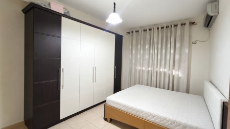 Ne Astir, Shitet Apartament 2+1, Me Hapesira Te Bollshme !!!