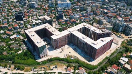 Okazion Kleringu !! Tek Riverside Residence, Shitet Apartament 3+1+2, Me Planimetri Te Rregullt!
