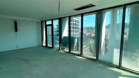 Tek Liqeni Tiranes, Lake View Residence ,Shitet Apartament 2+1, Me Super Pamje Dhe Orientim Perfekt!