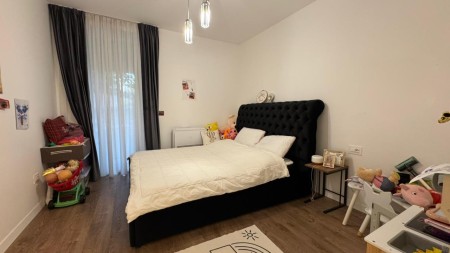 Tek Secret Garden 2, Shitet Super Apartament 2+1+2 Me Oborr!!