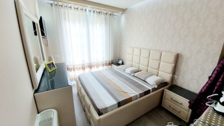 Tek Rruga E Kosovareve, Shitet Super Apartament 2+1+2, Totalisht I Investuar !
