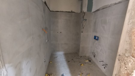 Okazion, Tek Tirana Porta e Re, Shitet Apartament 2+1+2 I Sapo Perfunduar !!!