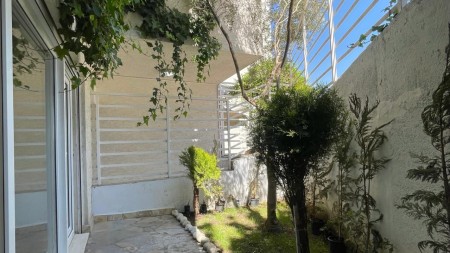 Tek Zgjatimi I Rezidences Kodra E Diellit 1, Shitet Apartament 1+1 Me Oborr !