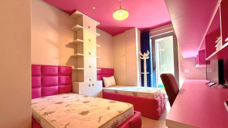 Tek Rruga E Kosovareve, Shitet Super Apartament 2+1+2, Totalisht I Investuar !