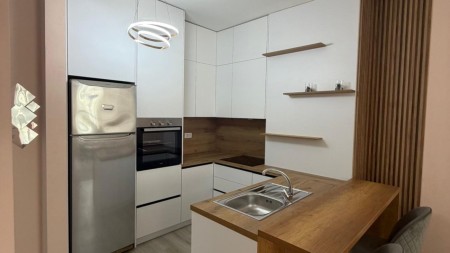 Te Kompleksi "Aura" Shitet Super Apartament 1+1 i Mobiluar!!!