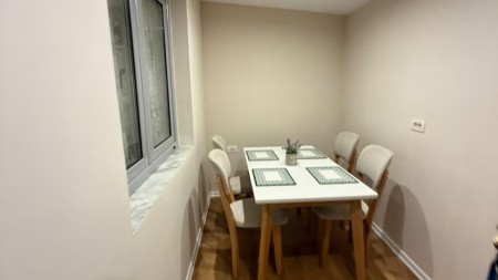 Ne Ali Dem, Shitet Apartament 2+1 I Mobiluar!!