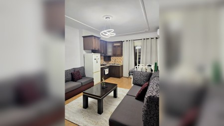 Ne Fresk, Jepet Me Qira Apartament 2+1, Totalisht I Mobiluar!!!