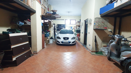 Ne Myslym Shyr, Shitet Vile 4-Kateshe Totalisht E Mobiluar Dhe Me Lokacionin Perfekt!!!