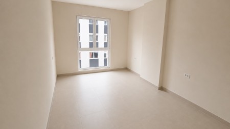 Okazion Kleringu!! Ne Paskuqan, Tek "2N", Shitet Apartament 2+1, Me Planimetri Perfekte !!