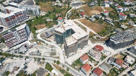 Cmim Okazion !! Tek Aluna 2, Shitet Apartament 2+1+2, Me Hapesira Te Bollshme !!