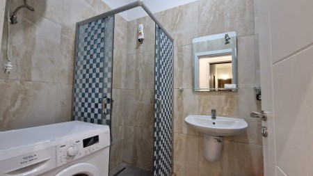 Cmim Okazion !! Tek Liqeni I Thate, Shitet Super Apartament 2+1, Me Planimetri Dhe Vendndodhje Perfekte !!