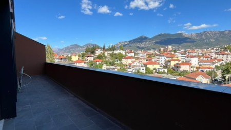 Prane Tregut Elektrik, Shitet Apartament 2+1 Me Post Parkimi !!!