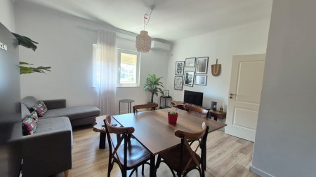 Te sheshi Willson, Shitet Super Apartament 2+1 I Investuar!!!