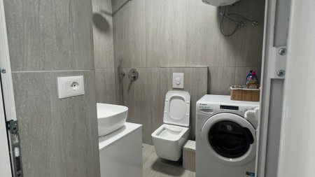 Ne Don Bosko, Jepet Me Qira, Apartament 1+1+Post Parkimi, Ideal Per Banim!!!