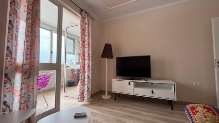 Prane Medresese, Jepet Me Qira Apartament 1+1, Totalisht I Investuar !!