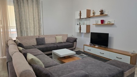 Tek Kompleksi Delijorgji, Jepet Me Qira Super Apartament 2+1+2 Me Mobilim Komod Gati Per Banim!!!