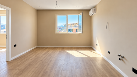 Tek Mozaiku I Tiranes, Shitet Apartament 2+1 Me Pamje Te Lire!!