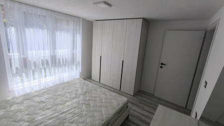Tek 5 Maji, Jepet Me Qira Apartament 1+1, I Sapo Investuar !!!