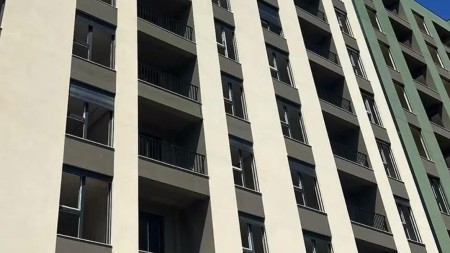 OKAZION Ne Paskuqan, Shitet Apartament 1+1, Prane Unazes Se Madhe Dhe Me Akses Te Menjehershem Ne Rrugen 5 Maji!