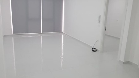 Tek Komuna e Parisit, Jepet Me Qira, Ambient Biznesi Me Lokacion Perfekt!!!
