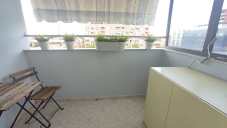 Prane Ring Center, Jepet Me Qira, Apartament 2+1, Totalisht I Investuar!!