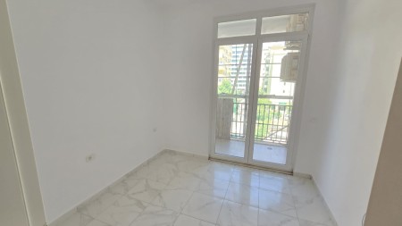 Tek Corner Residence, Jepet Me Qira Apartament 3+1, Me Planimetri Dhe Vendndodhje Perfekte!