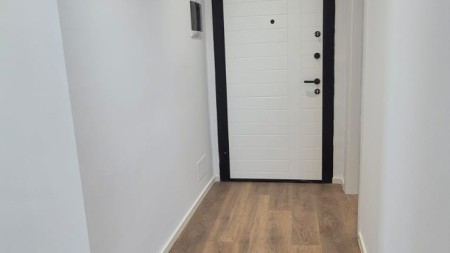 Tek Ish Stacioni i Fundit i Tiranes se Re, Shitet Super Apartament 2+1, Ideal Per Banim Dhe Investim !!!