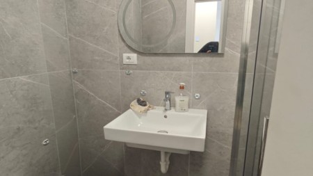 Tek Univers City, Jepet Me Qira Apartament 1+1, Totalisht I Mobiluar!!!